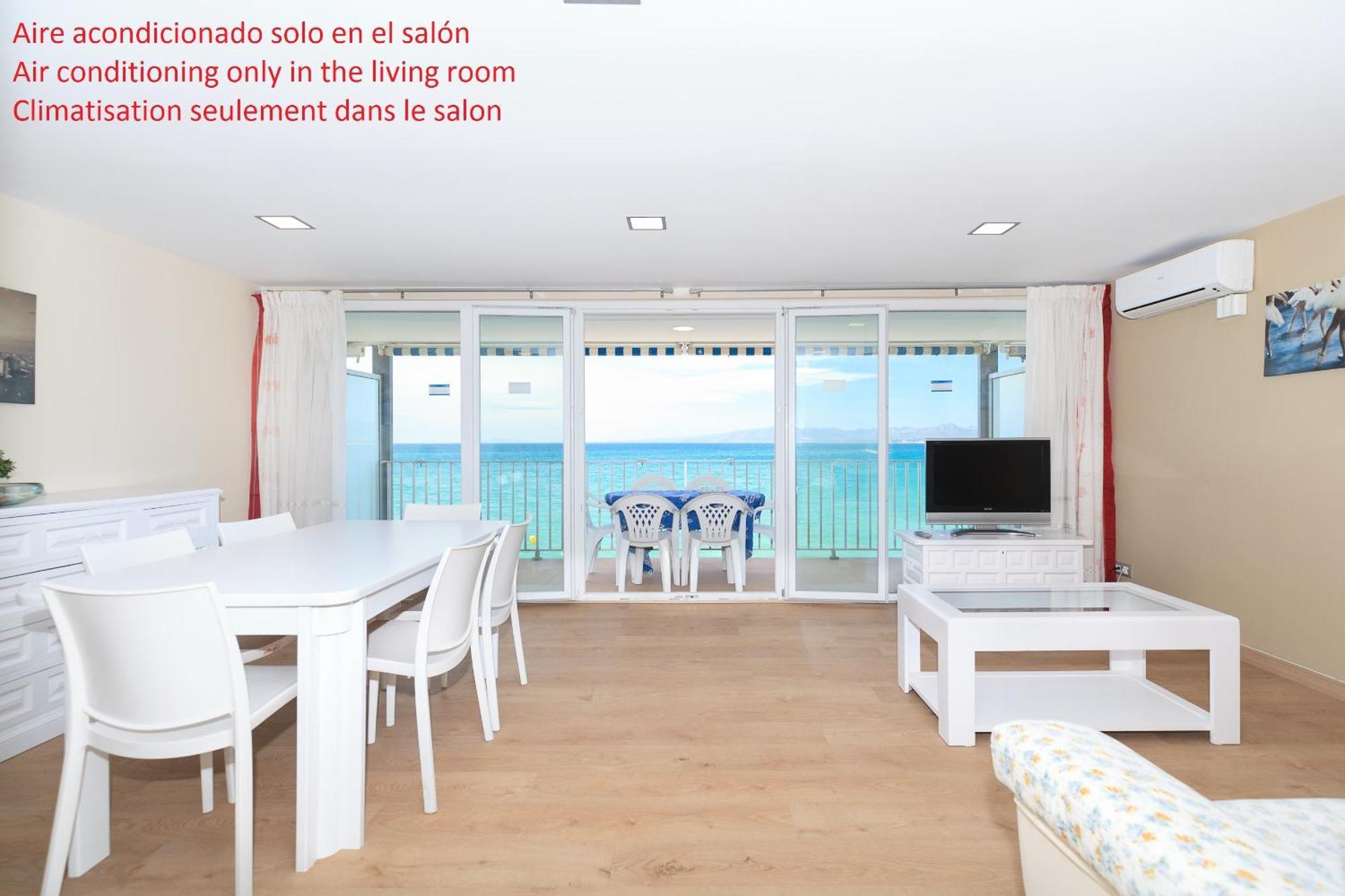 Uhc Acantilados Family Apartments Salou Exterior foto